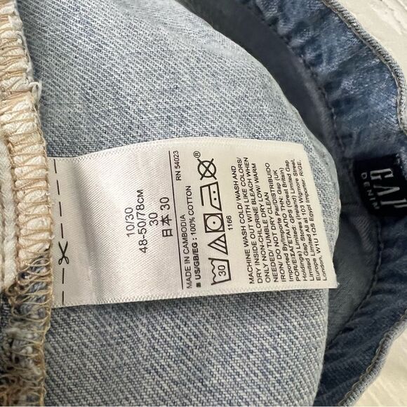 GAP Denim Mom Jeans High Waist Light Indigo Wash Size 10 - Picture 9 of 9